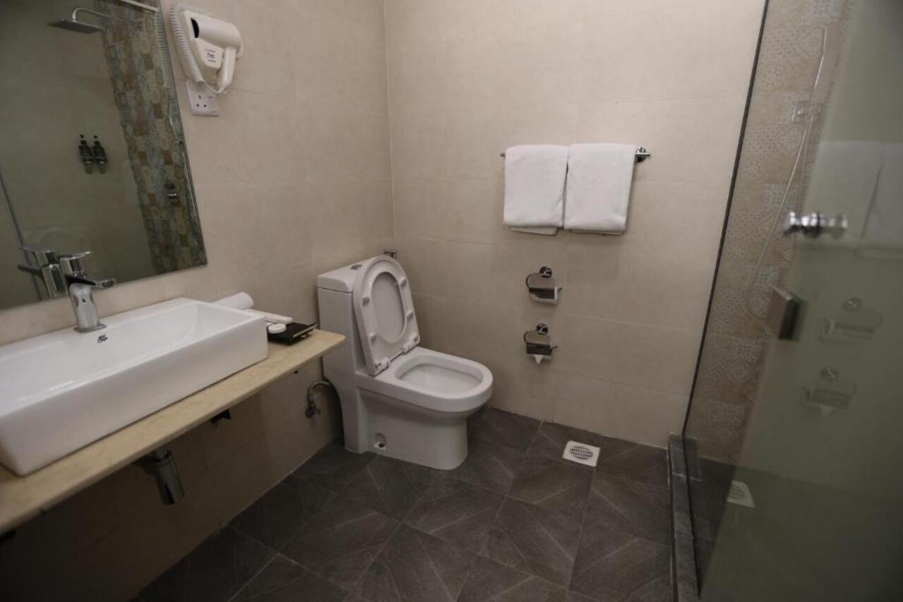 Prideinn Plaza Nairobi Airport Mlolongo المظهر الخارجي الصورة